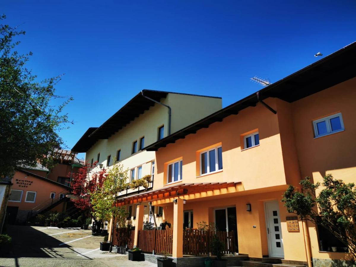 Hotel Goldene Krone ミステルバッハ エクステリア 写真