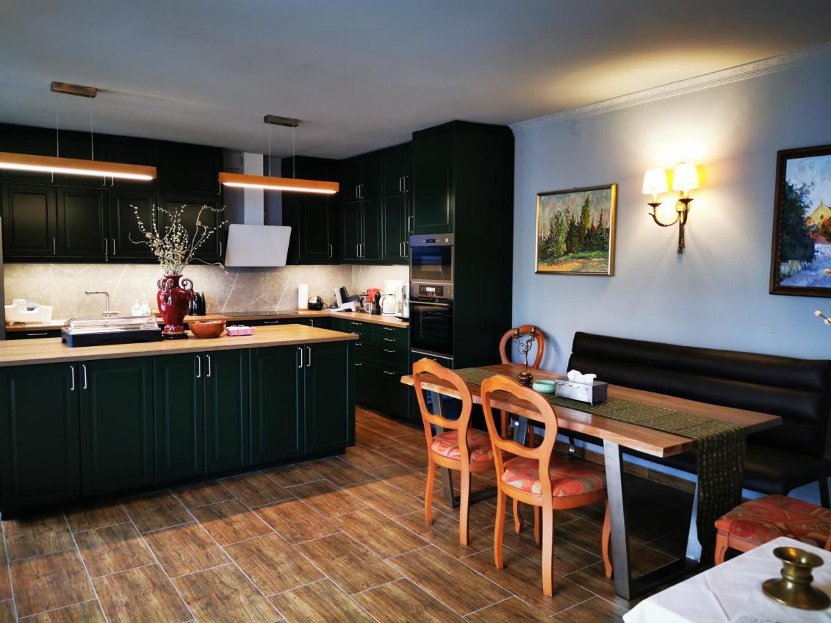 Hotel Goldene Krone ミステルバッハ エクステリア 写真
